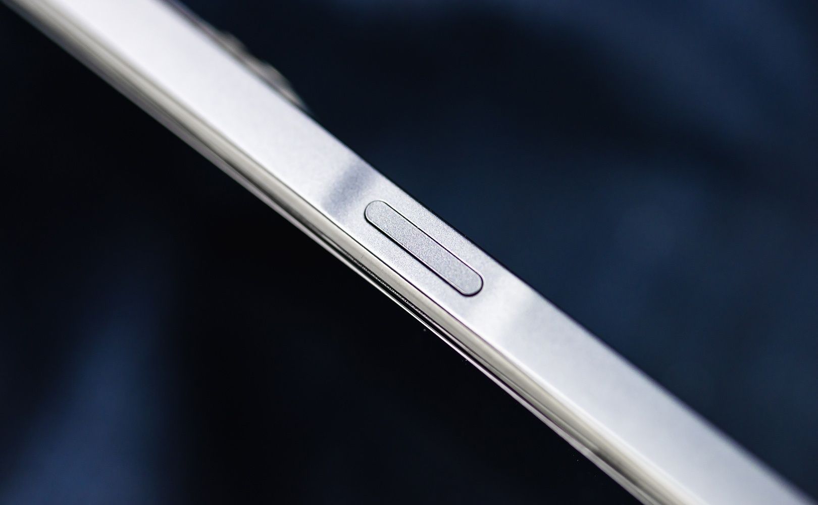 realme C35