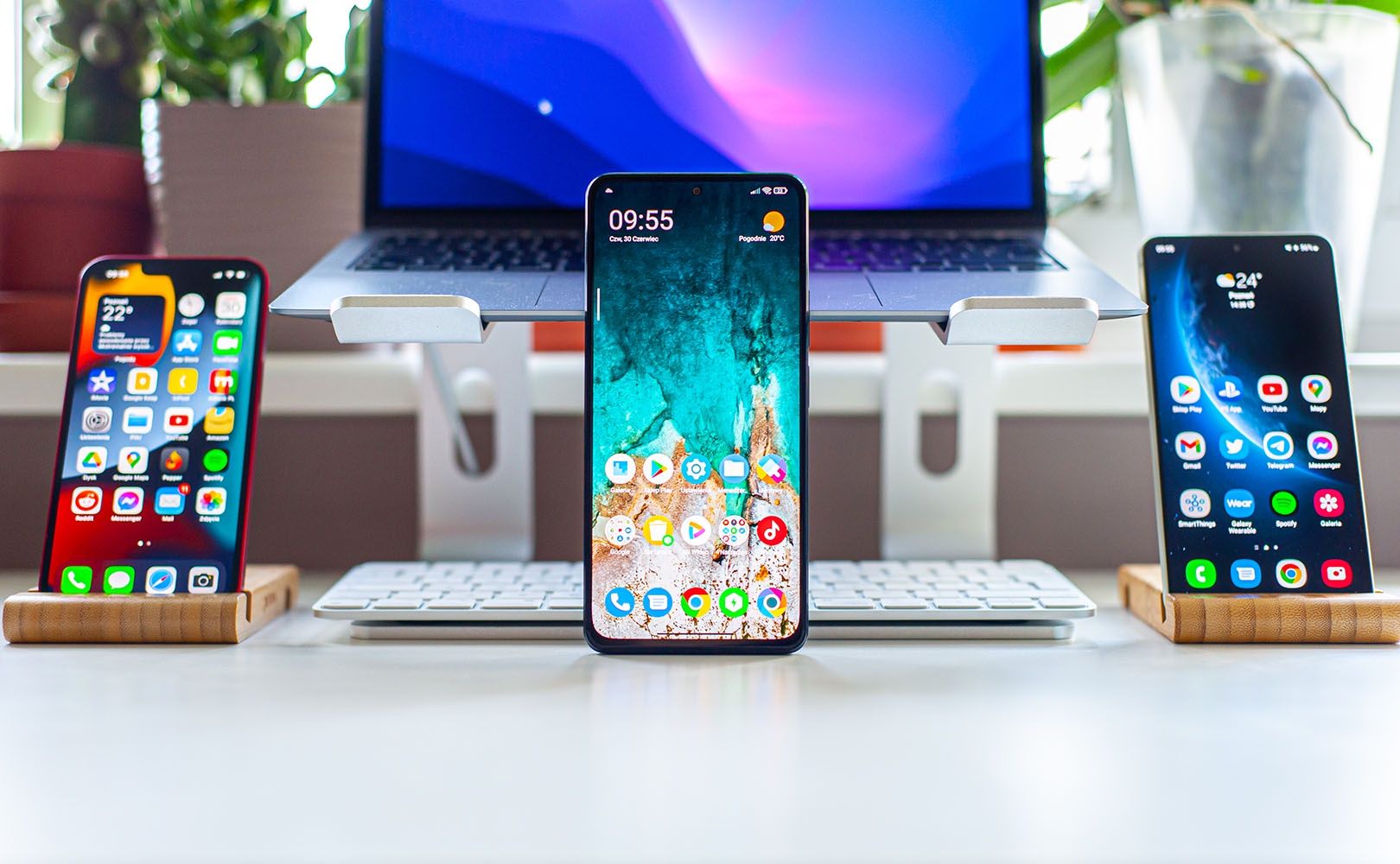 POCO F4