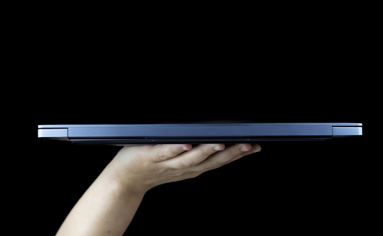 matebook 16s 2023 tył