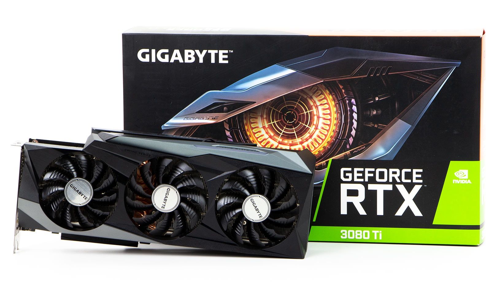 Gigabyte GeForce RTX 3080 Ti Gaming OC 12G obok pudełka