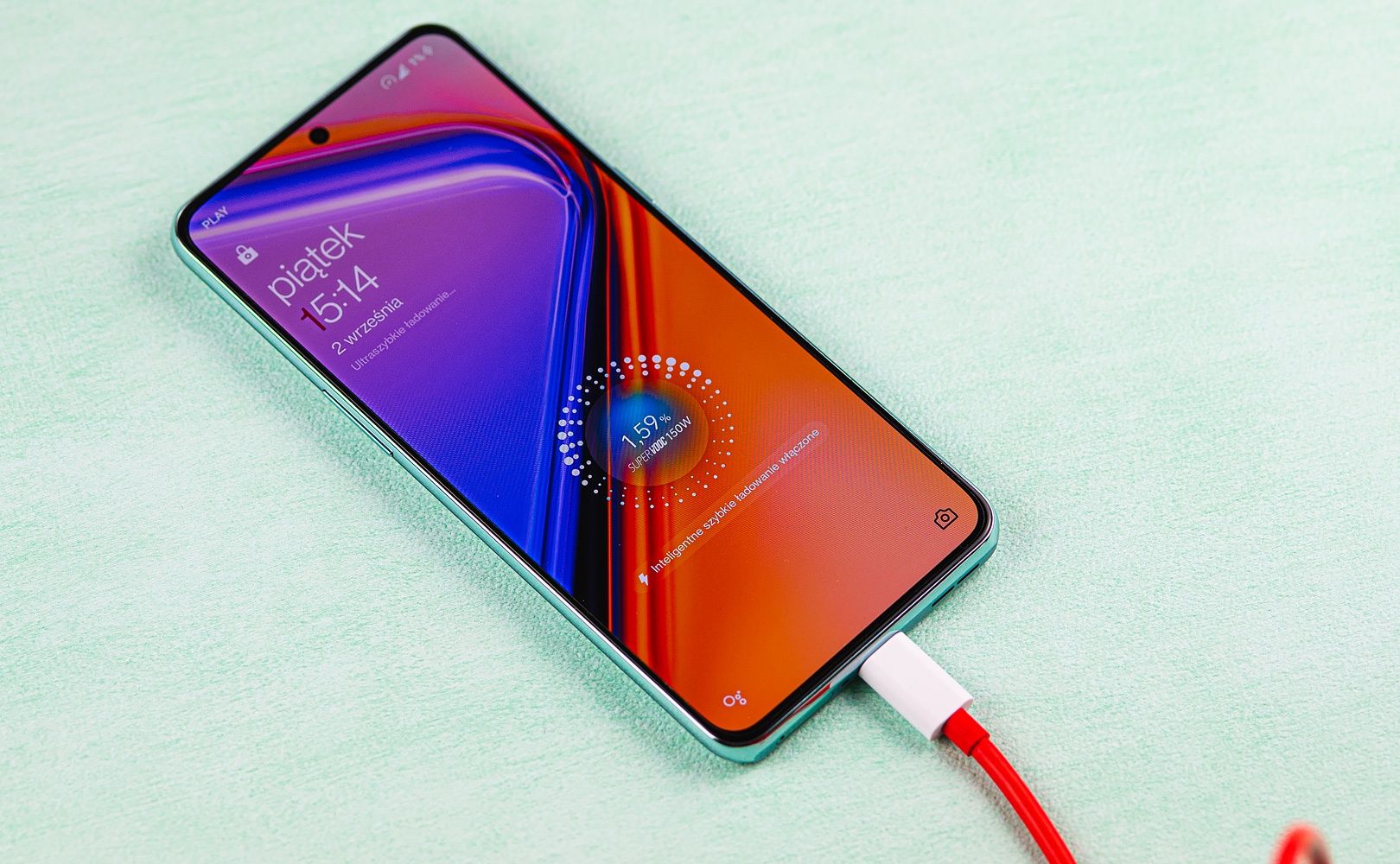 OnePlus 10T  ładowanie