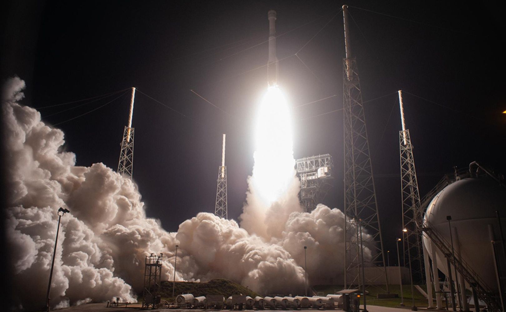 Start statku kosmicznego Boeing Starliner