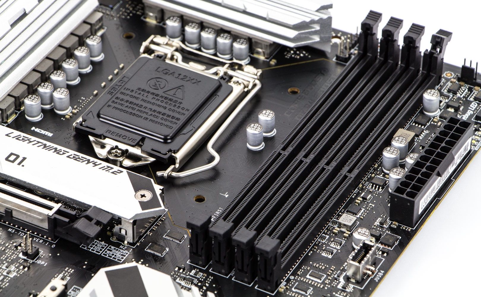MSI MAG B560M Mortar Wi-Fi - banki RAM