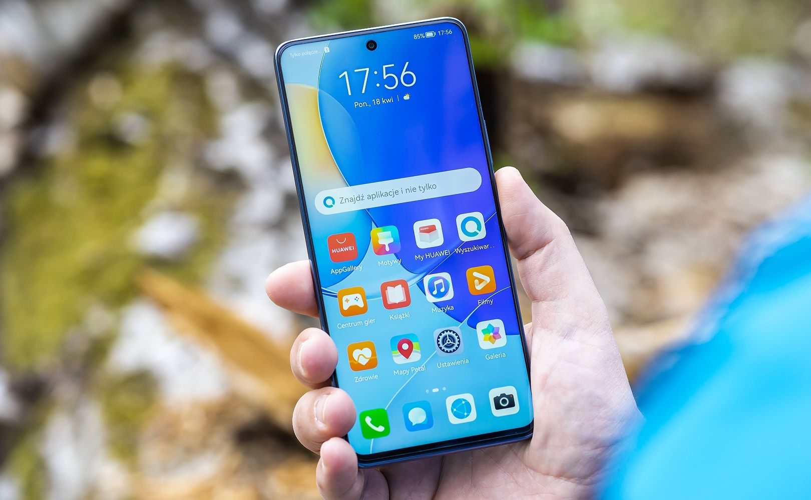 Huawei nova 9 SE dłoń