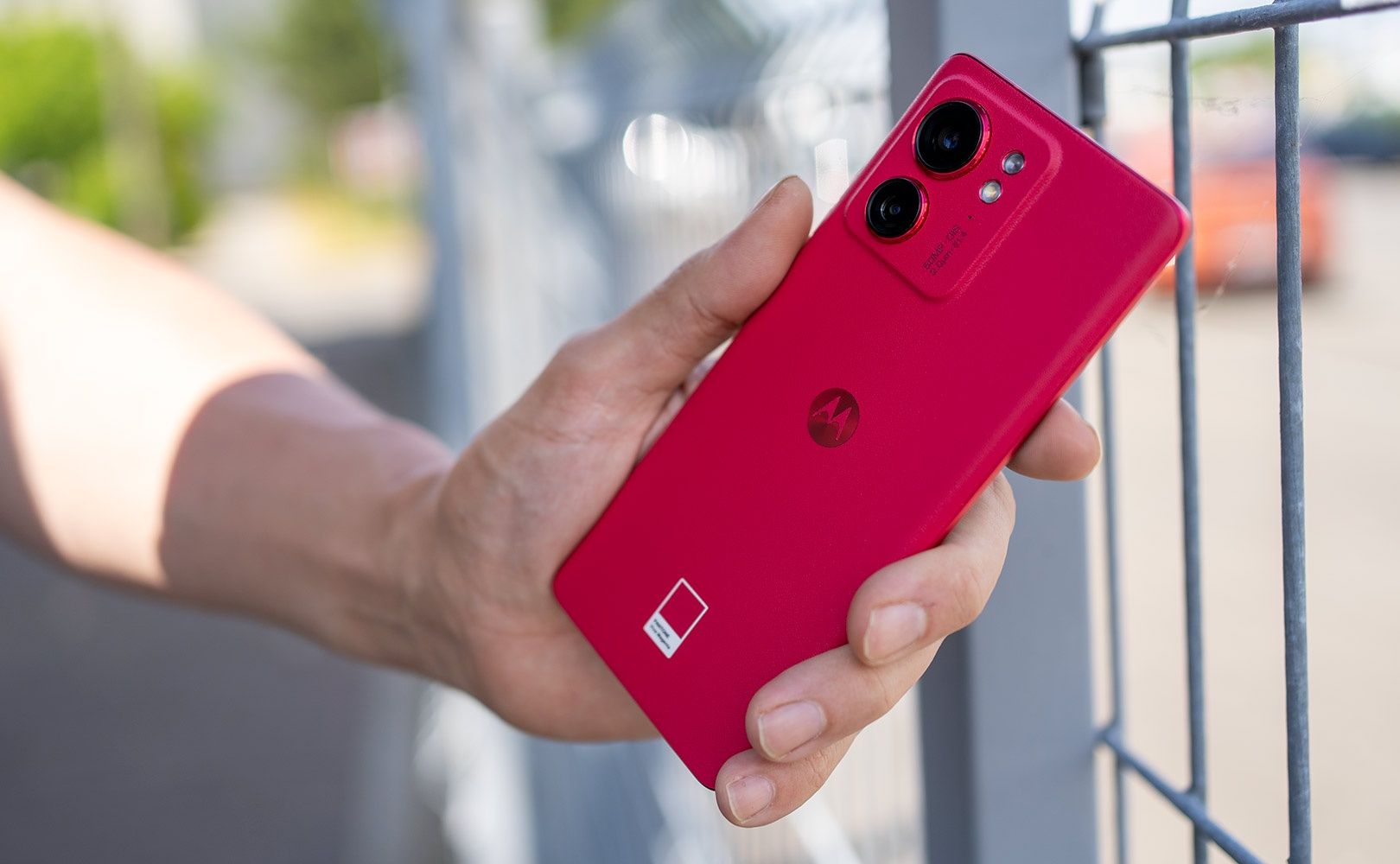 Motorola Edge 40 Viva Magenta - plecy