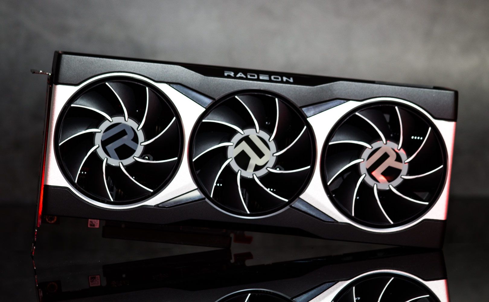 AMD Radeon RX 6900 XT - mocny zawodnik