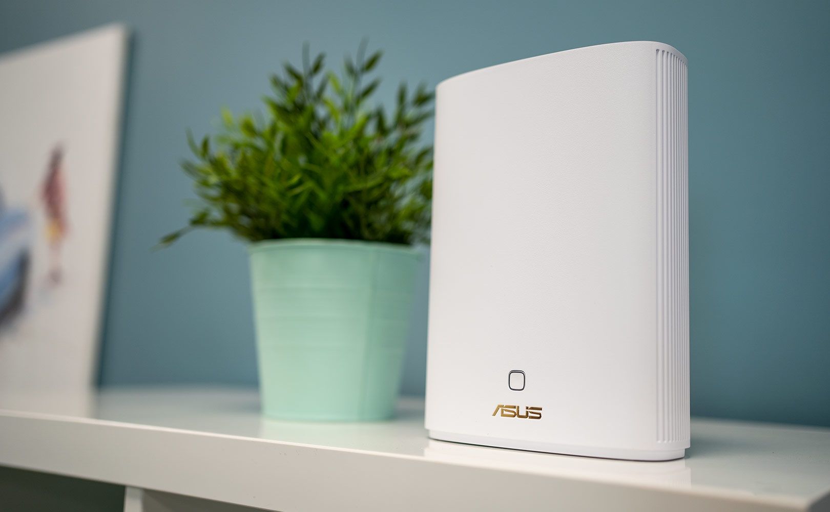 ASUS ZenWiFi AX Hybrid - na półce