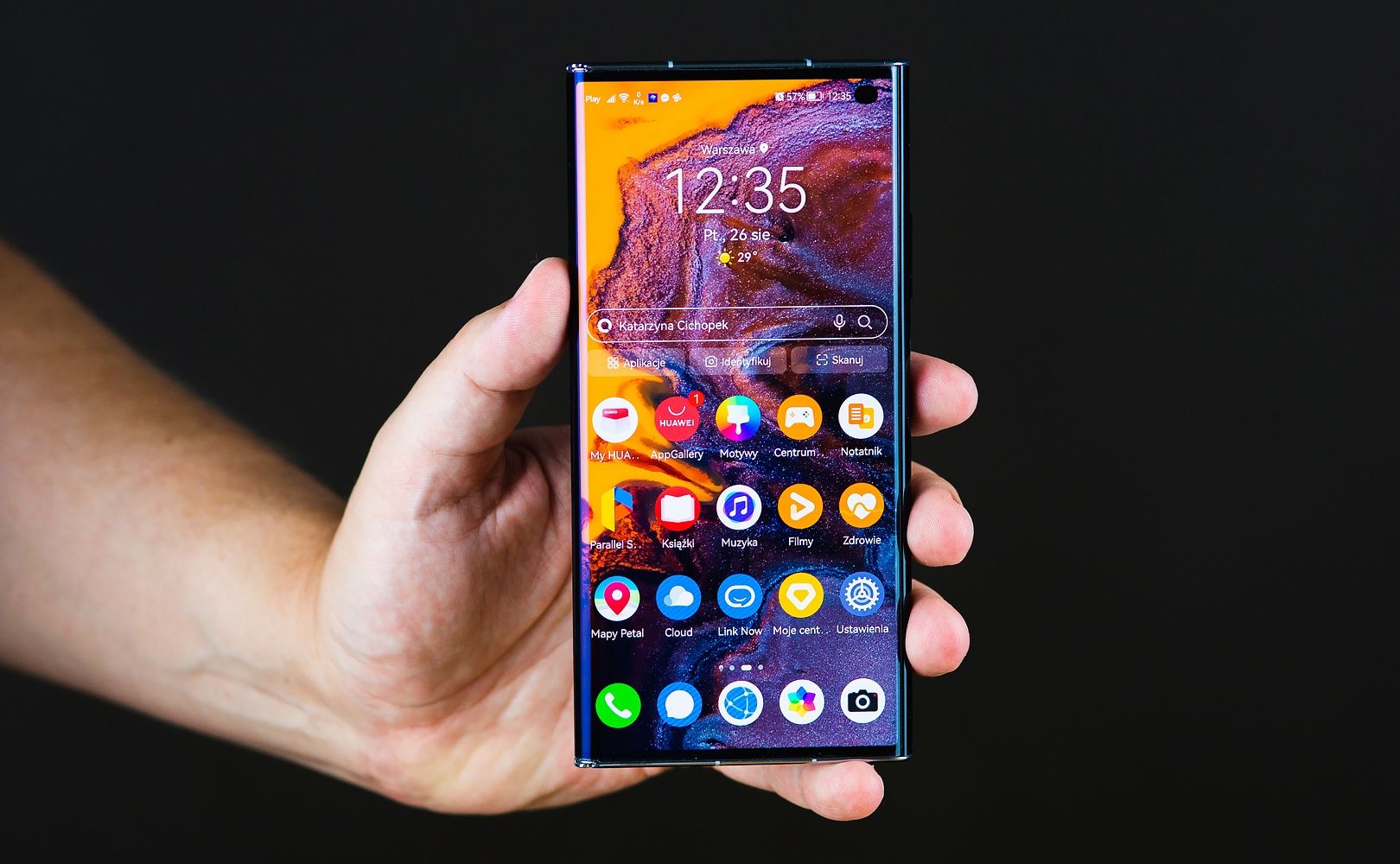Huawei Mate Xs 2 złożony dłoń