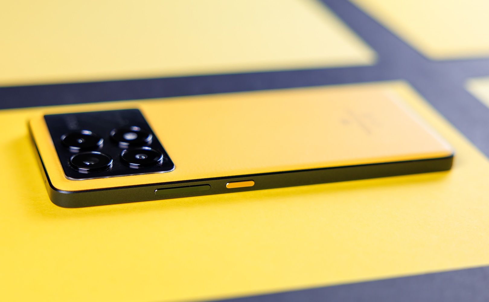 POCO X6 Pro przyciski