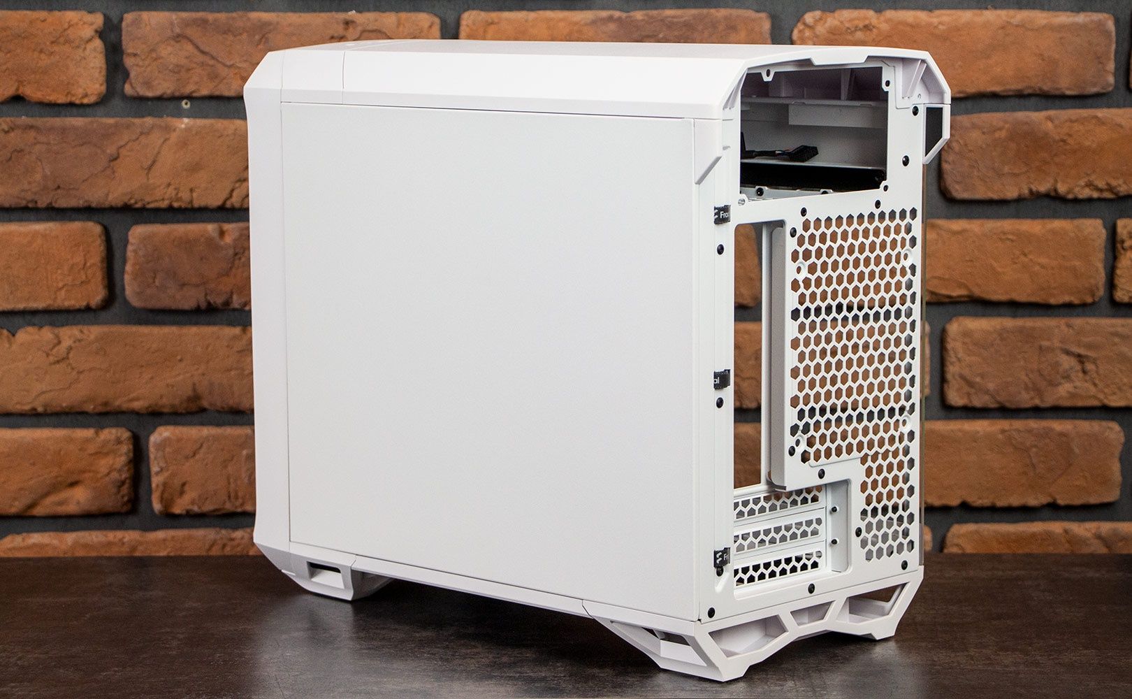 Fractal Design Torrent Nano TG White