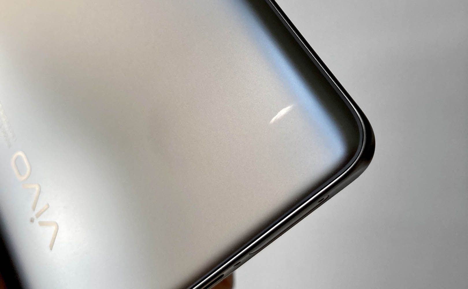 vivo X60 Pro - wybłyszczenie