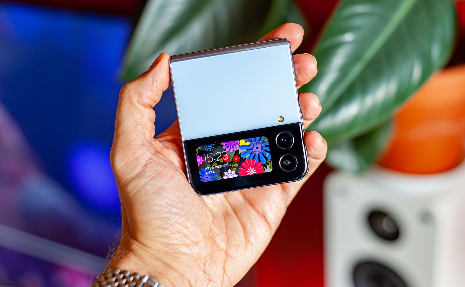 Samsung Galaxy Flip 4 wyświetlacz zewnętrzny