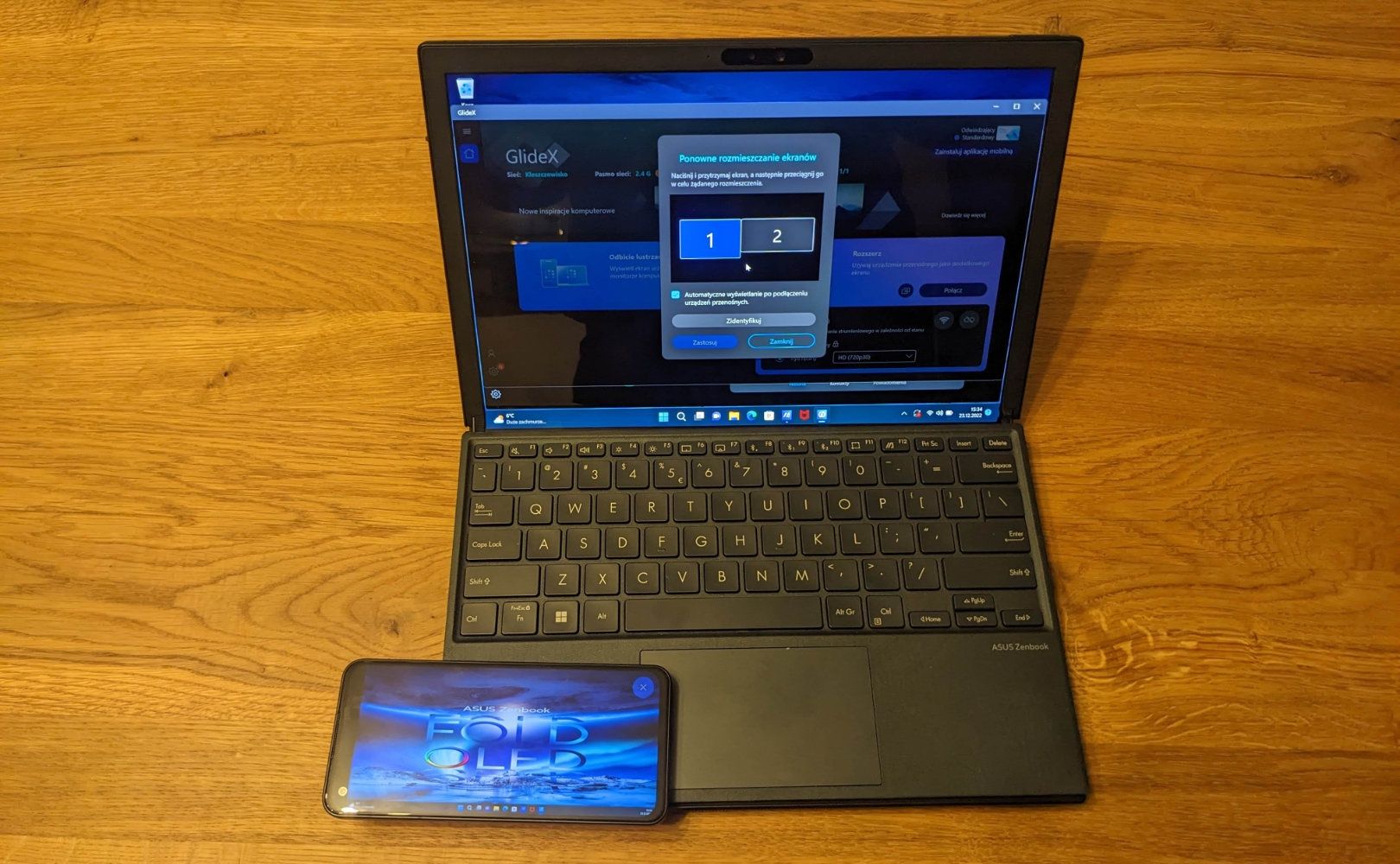 ASUS Zenbook f7 Fold OLED