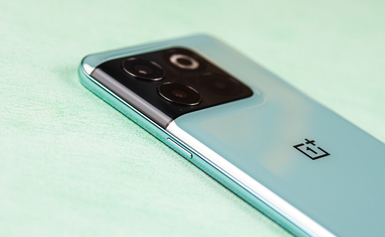 OnePlus 10T przycisk włączania
