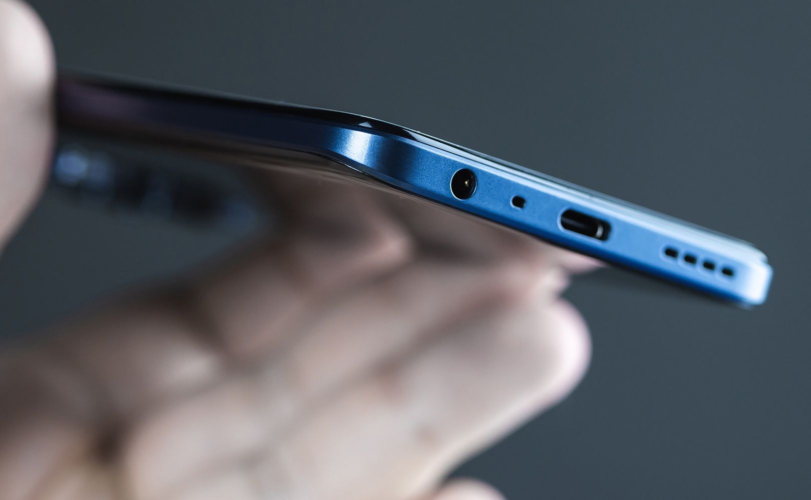 Realme 9 Pro+ krawędź