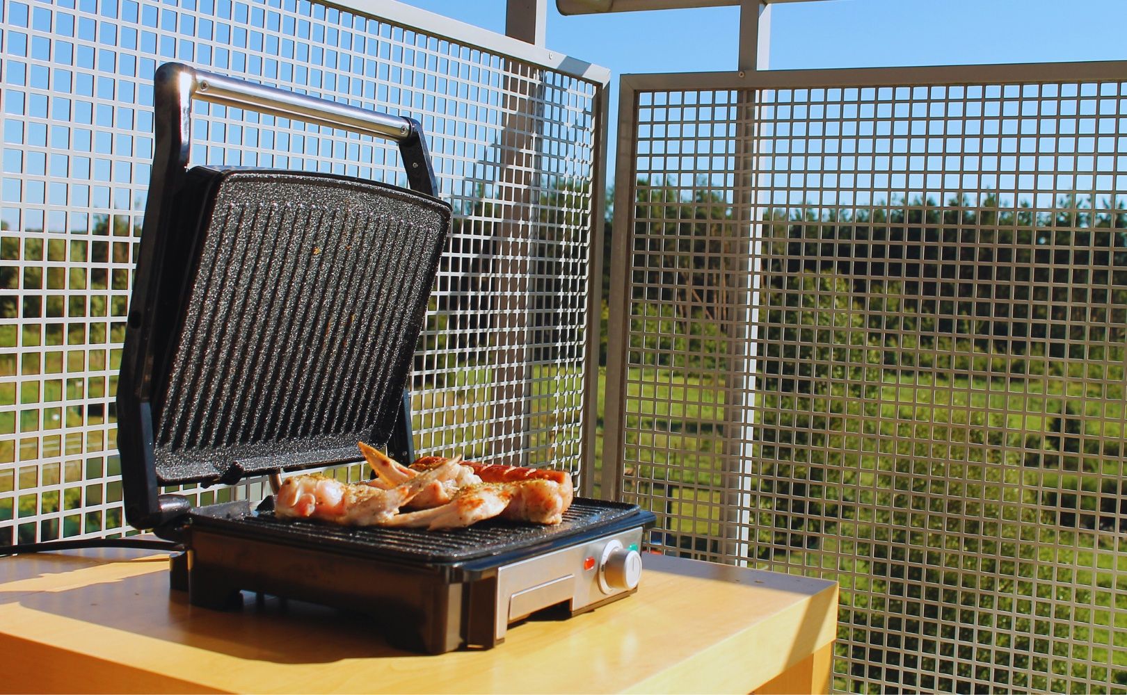 Elektryczny grill jest zdrowszy niż węglowy