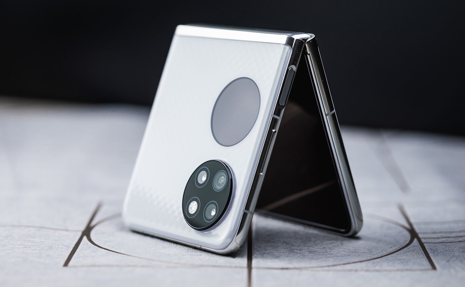 Huawei P50 Pocket