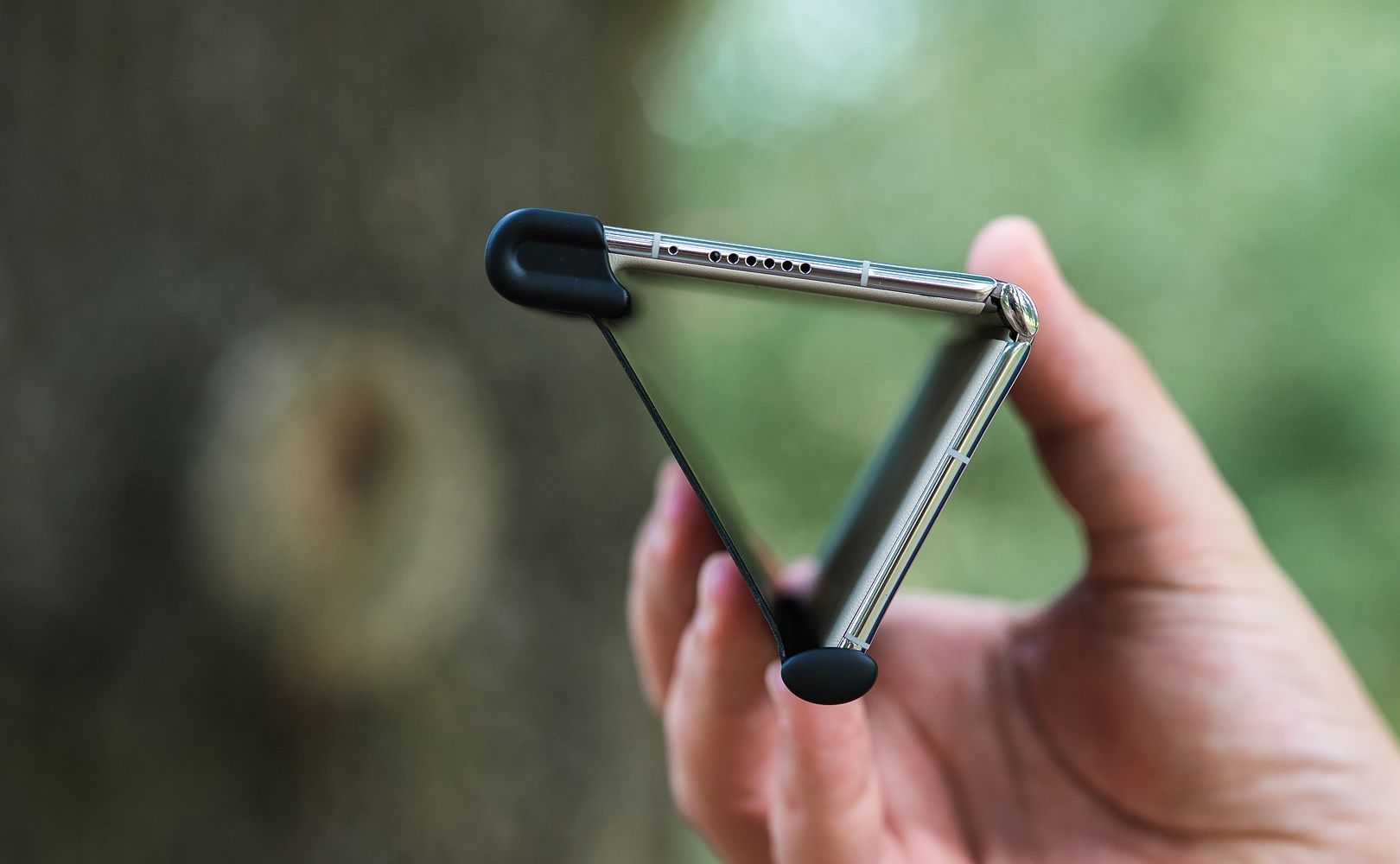 Huawei Mate Xs 2 rozłożony cześciowo