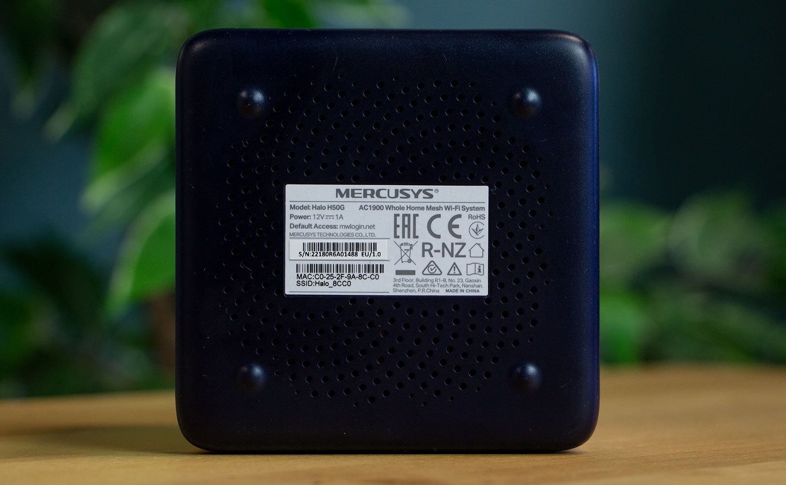 Mercusys Halo H50G - od spodu