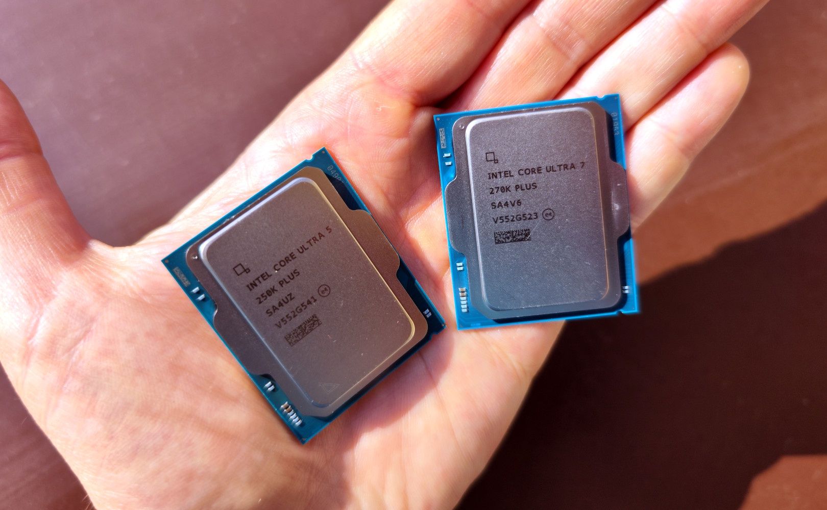 Intel Core Ultra 5 250K Plus i Intel Core Ultra 7 270K Plus