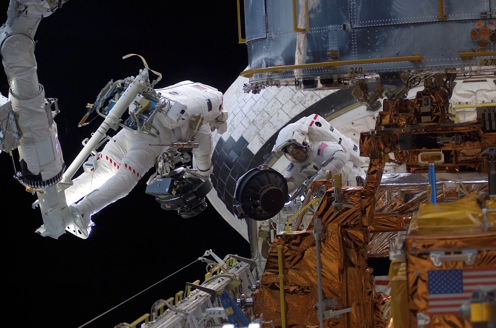Wymiana kół reakcyjnych w Hubble