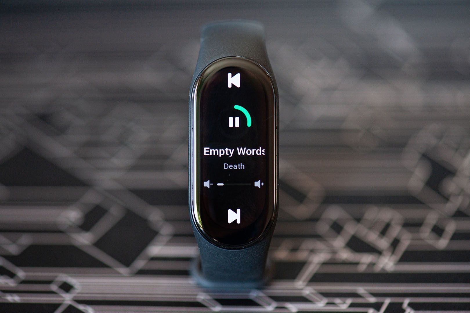 Mi Band 7 sterowanie odtwarzaczem muzycznym na telefonie