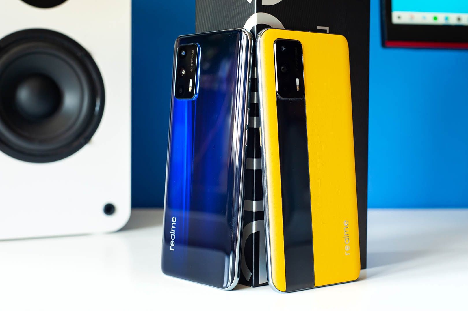 realme GT - dwa kolory