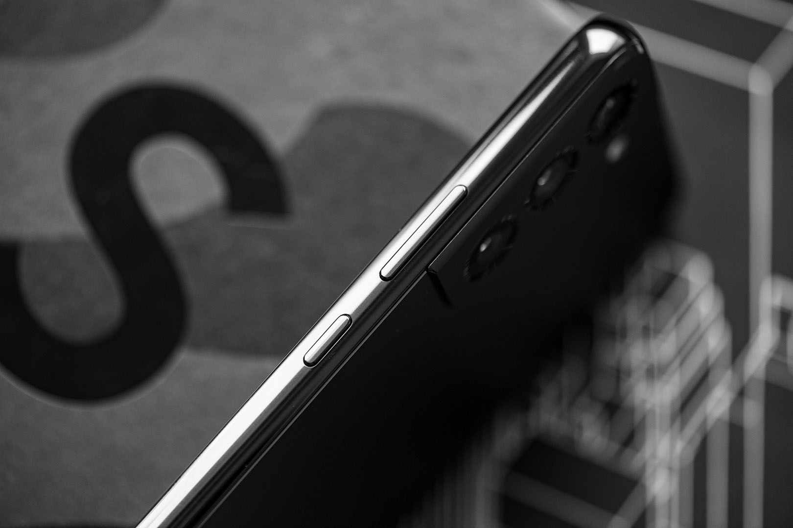Samsung Galaxy S22 przyciski