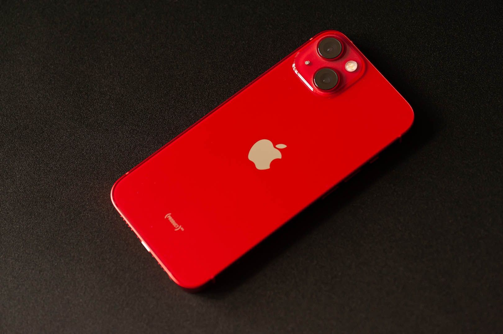 iPhone 13 czerwony