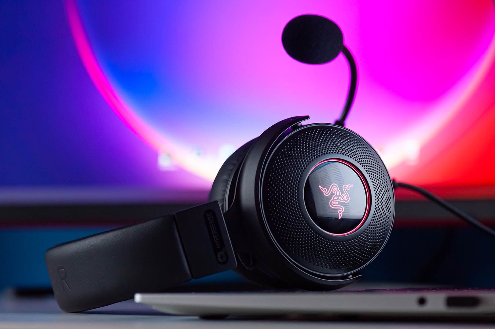 Razer Kraken V3 HyperSense - RGB LED