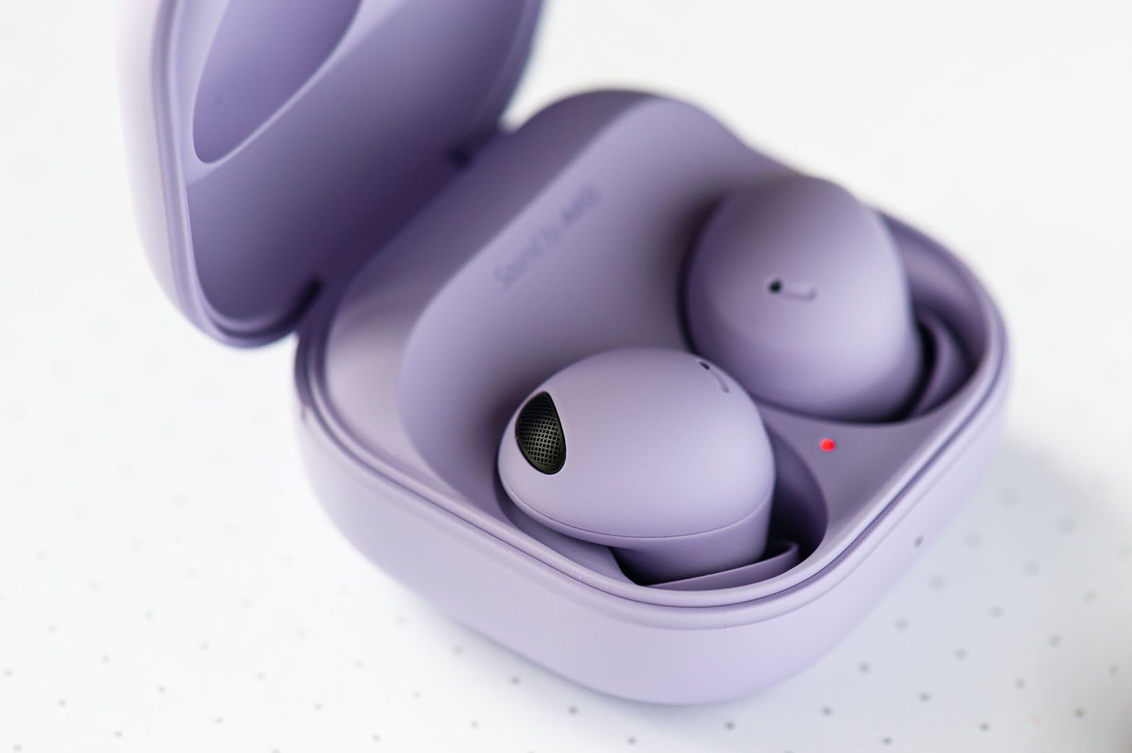 Samsung Galaxy Buds 2 Pro w etui ładującym