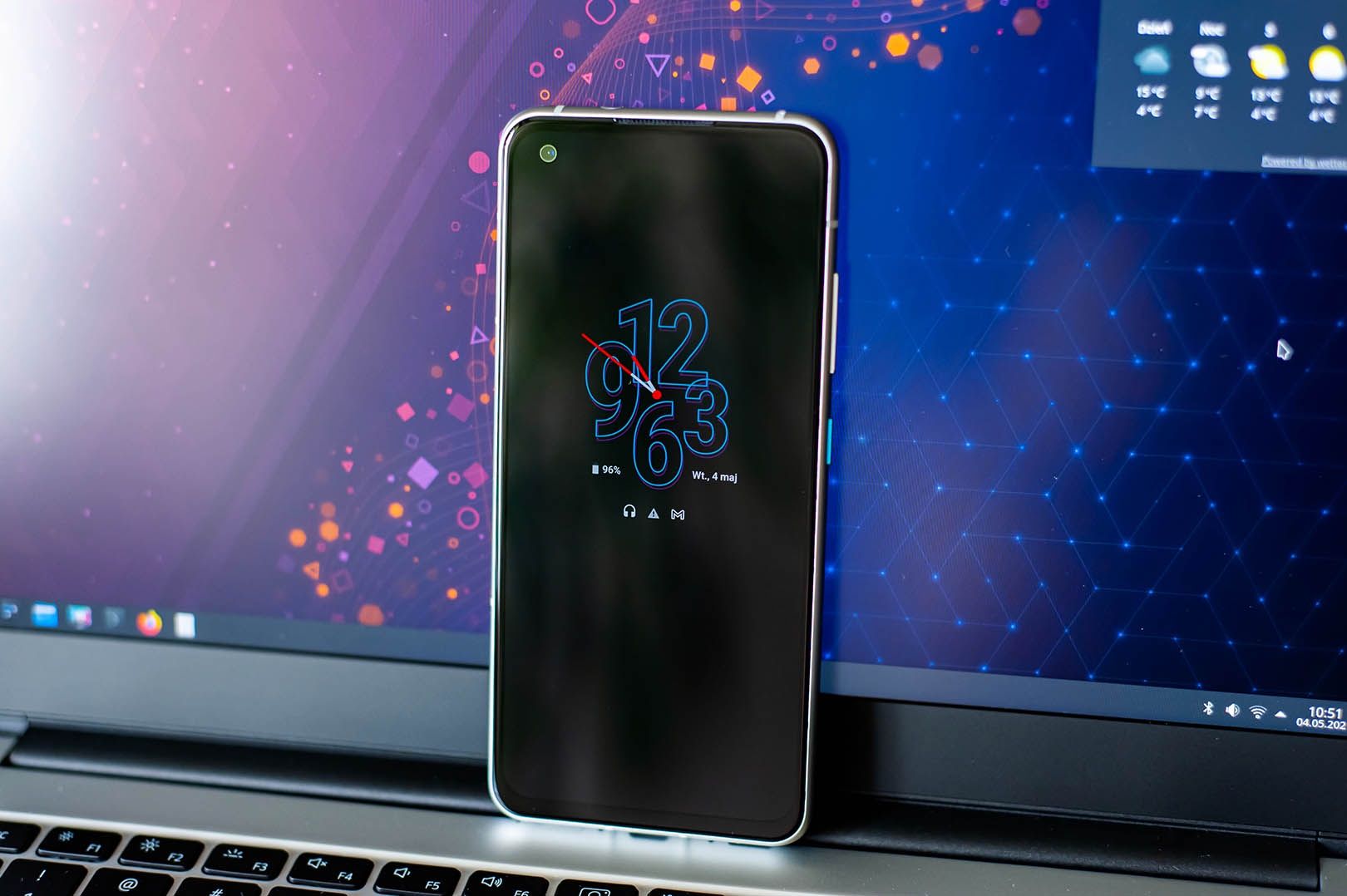 Asus ZenFone 8 always on display