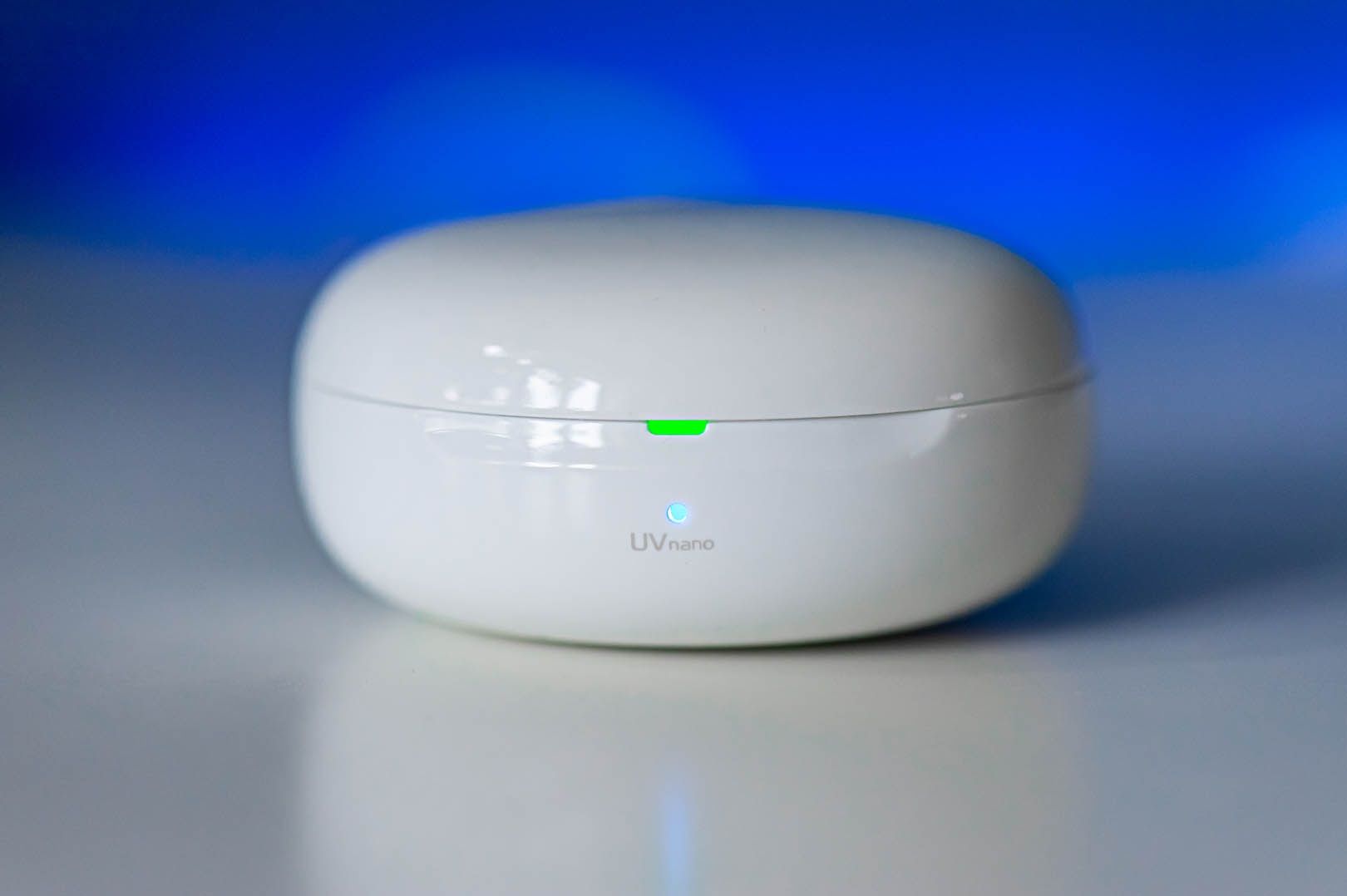 LG TONE Free FN7 dezynfekcja UV
