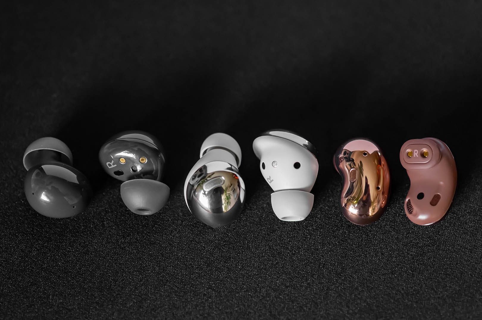 Galaxy Buds 2 czy Galaxy Buds Pro czy Balaxy Buds Live - które są lepsze?