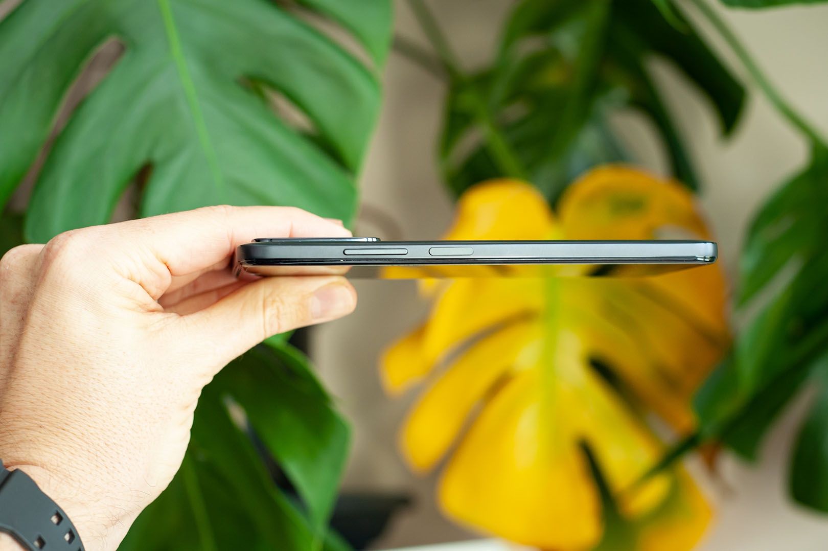 Redmi Note 11 przyciski i czytnik linii papilarnych