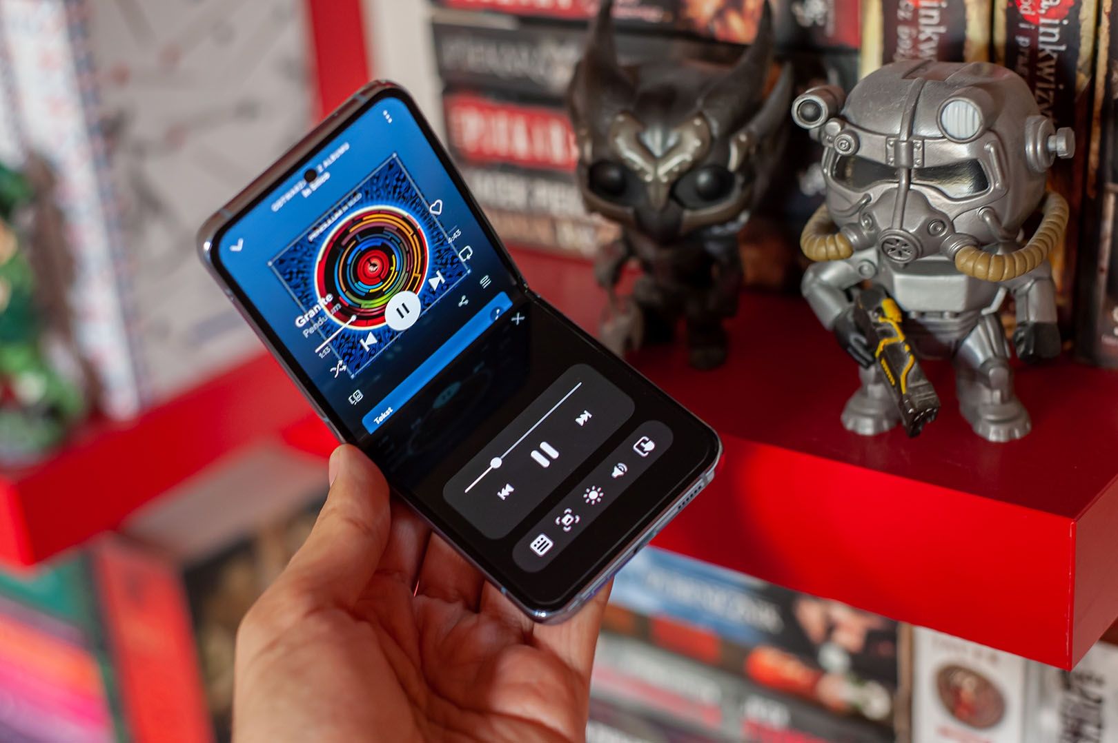 Samsung Galaxy Flip 4