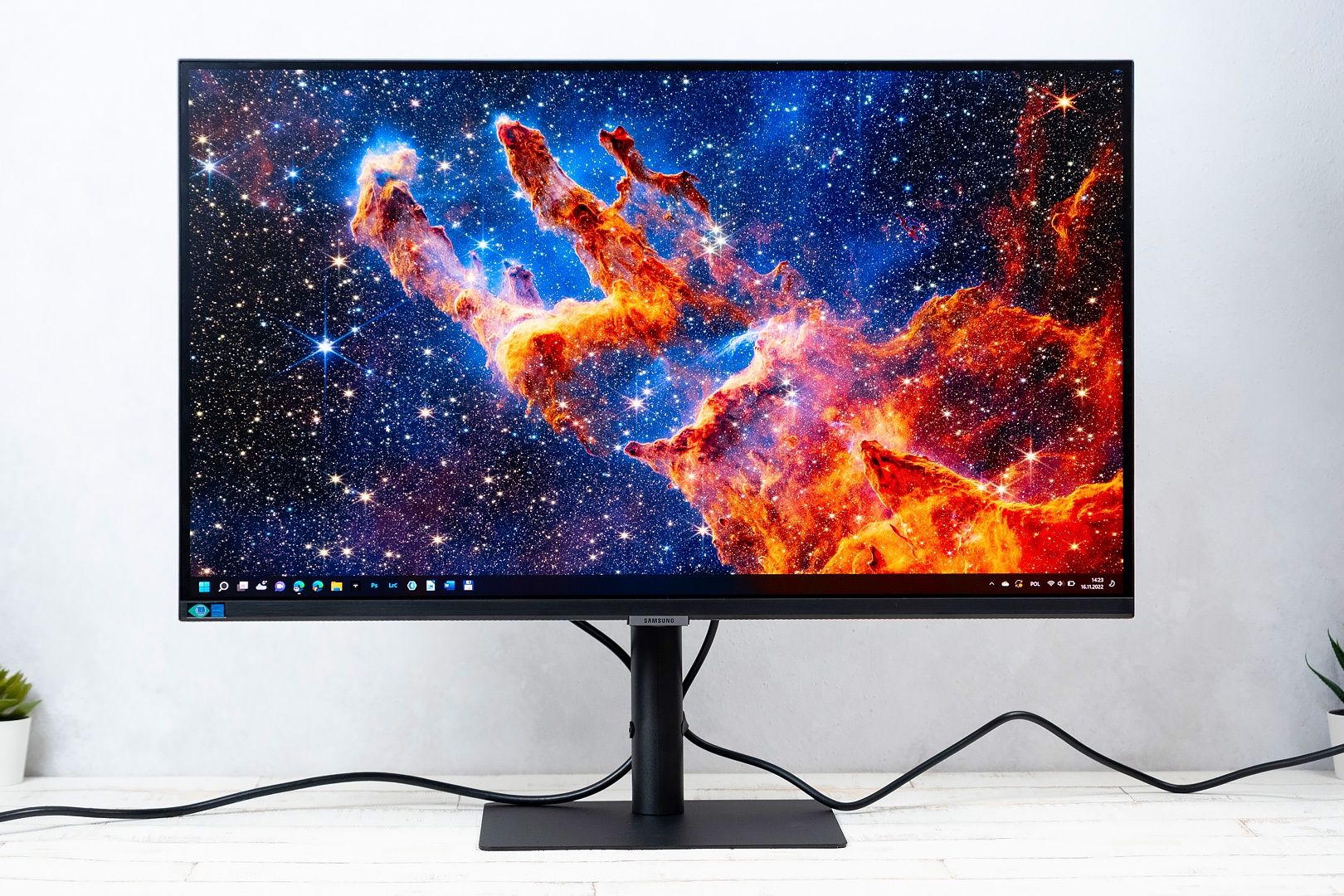 Samsung ViewFinity S8 32 cale kolorowy obraz