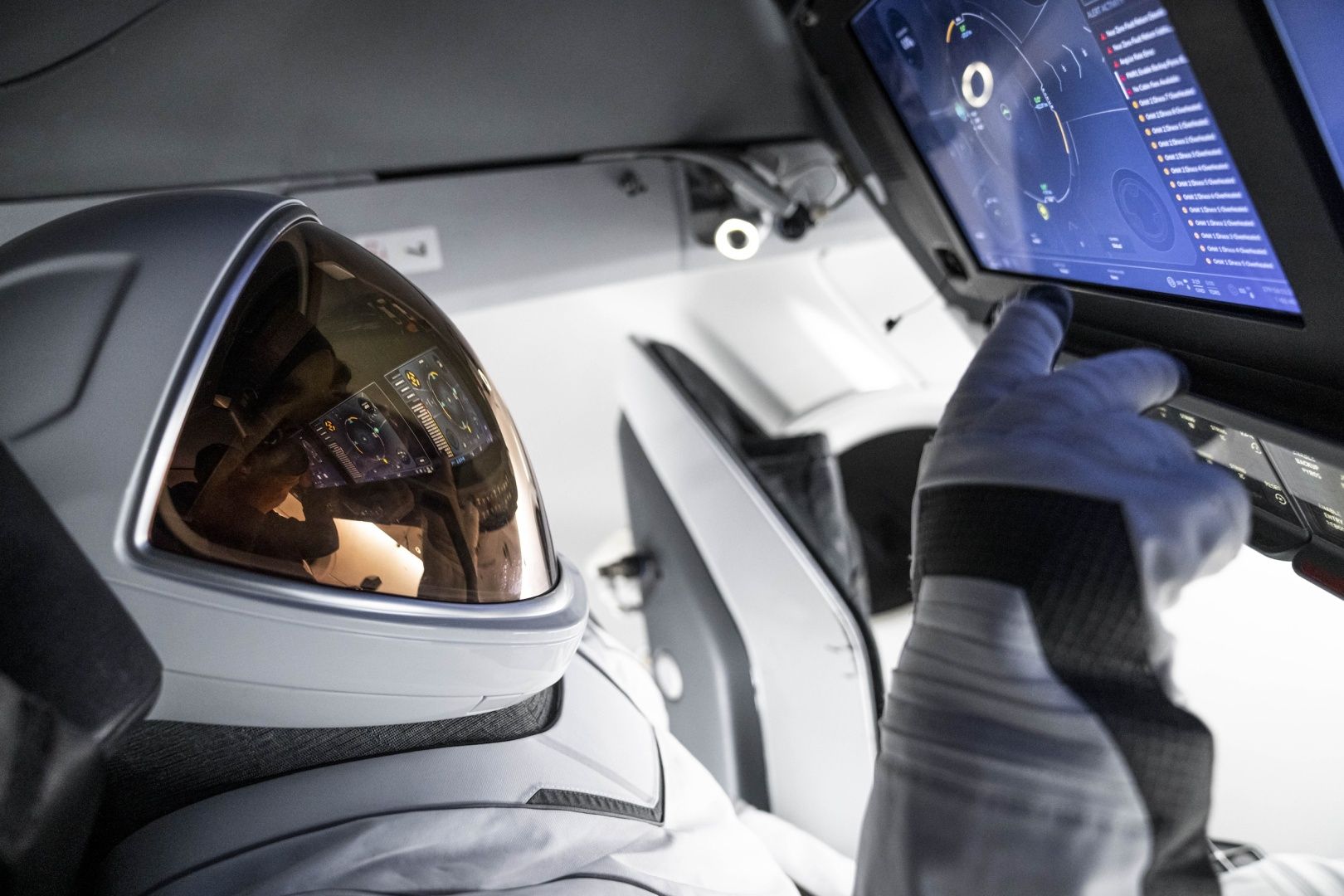 Kombinezon dla EVA SpaceX