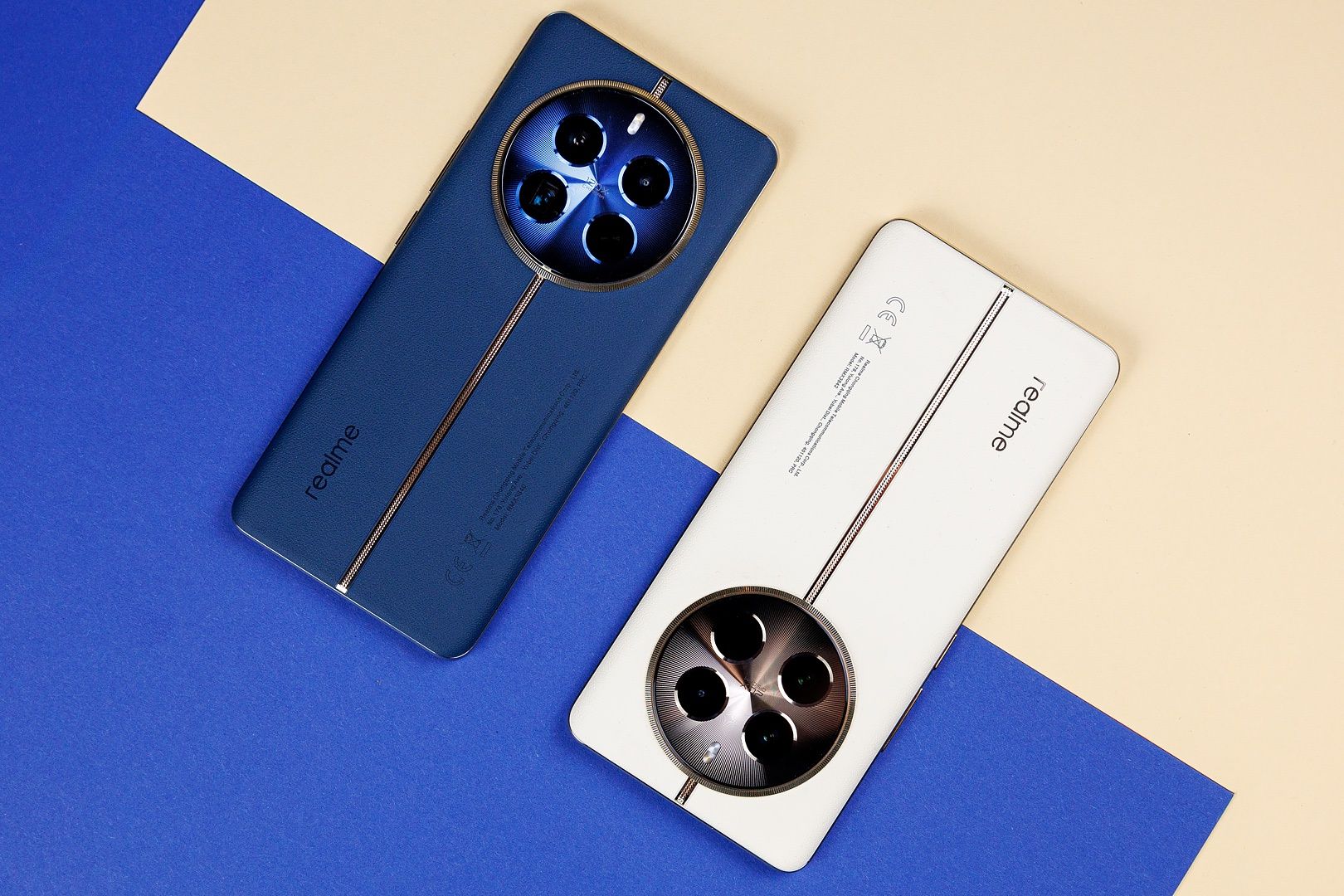 realme 12 Pro i realme 12 Pro Plus z góry