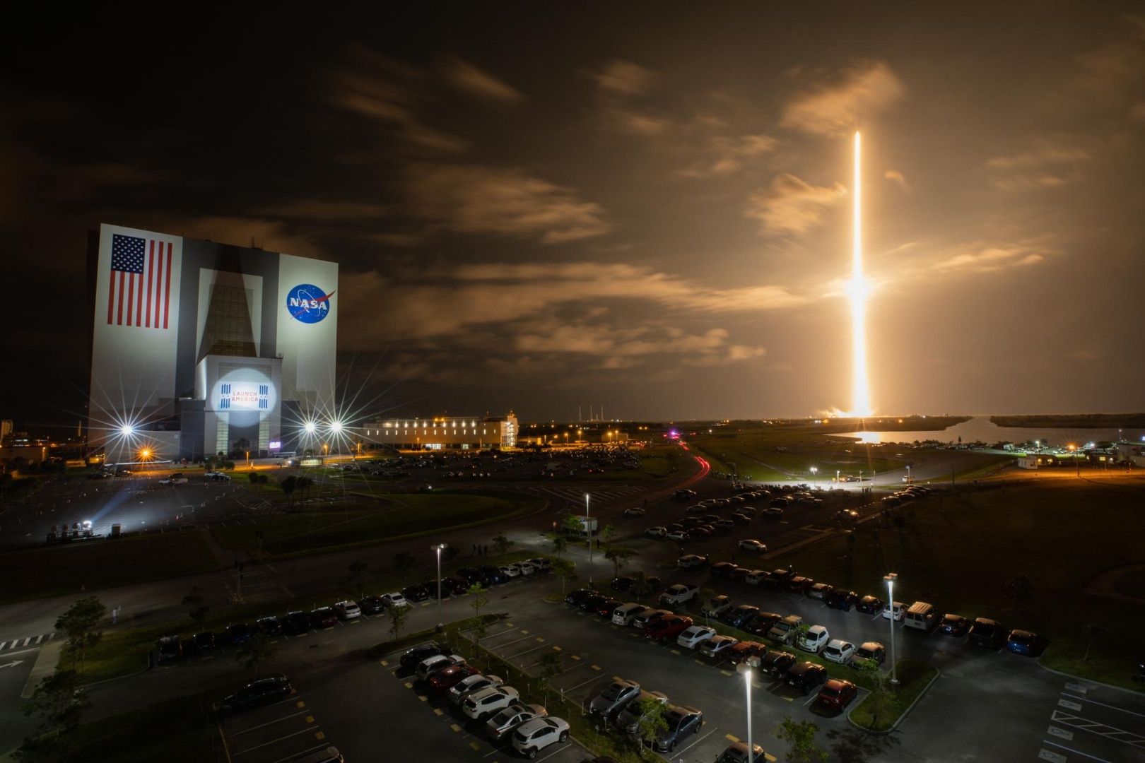 Start SpaceX Crew-2