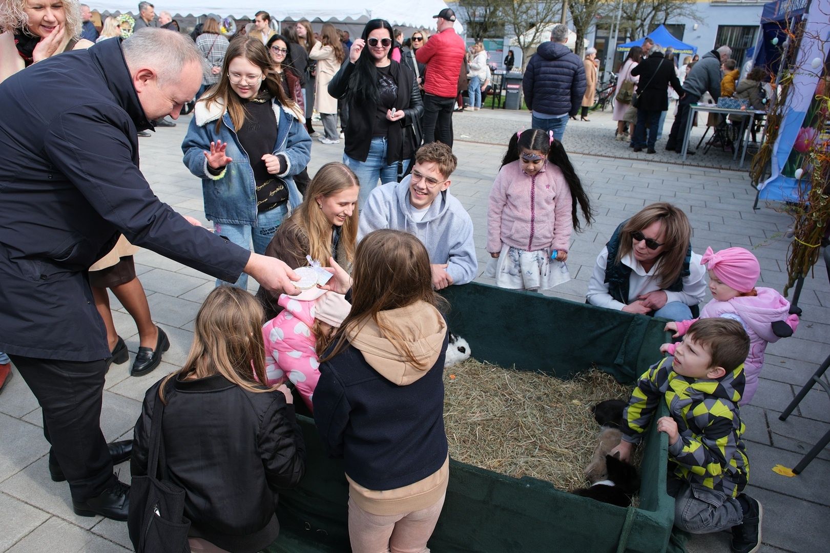 Ostrowiecki Rynek centrum wielkanocnych tradycji