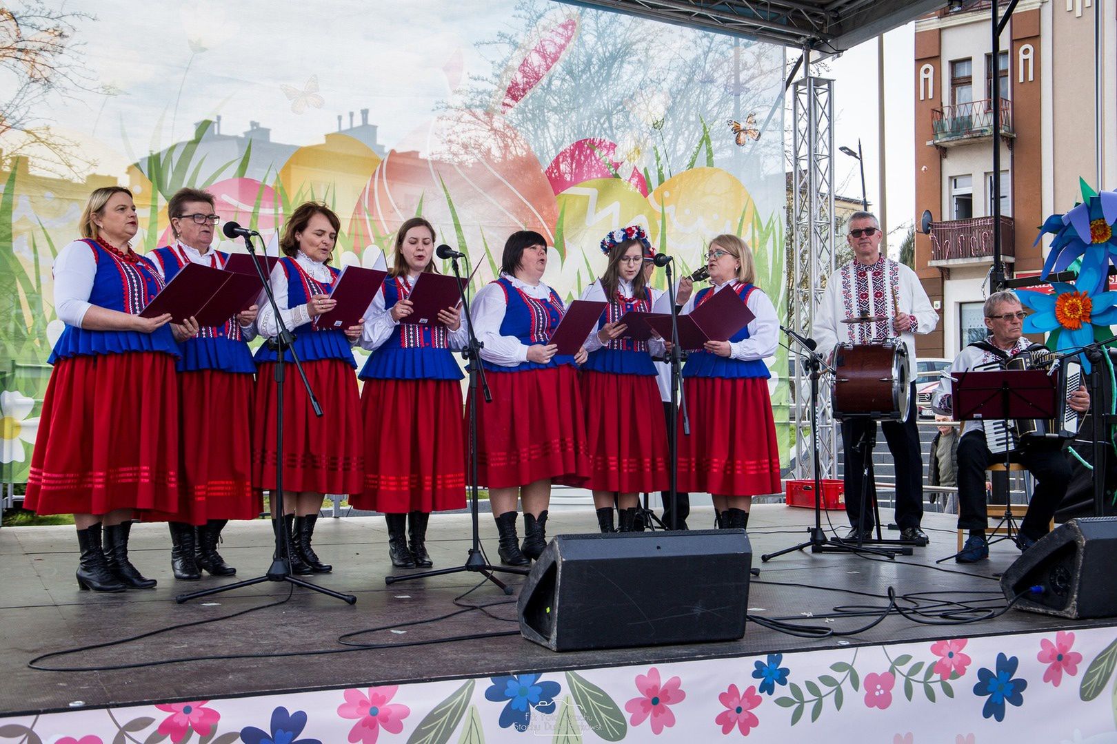 Ostrowiecki Rynek centrum wielkanocnych tradycji