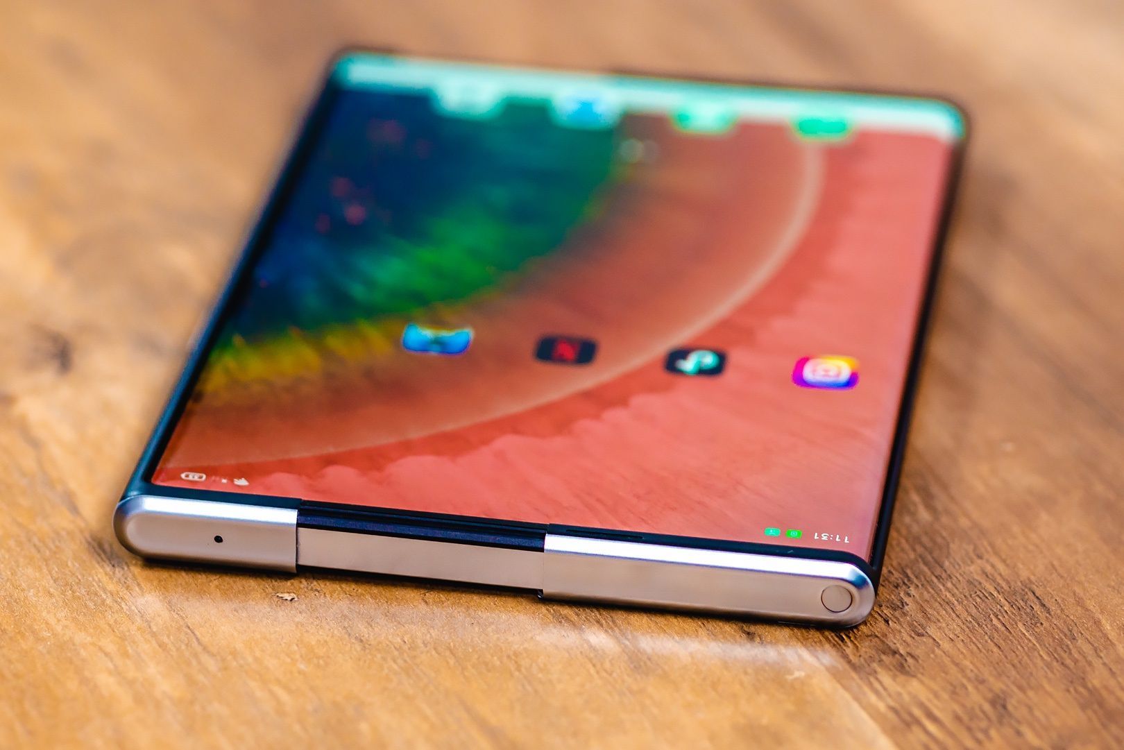 OPPO X 2021 góra