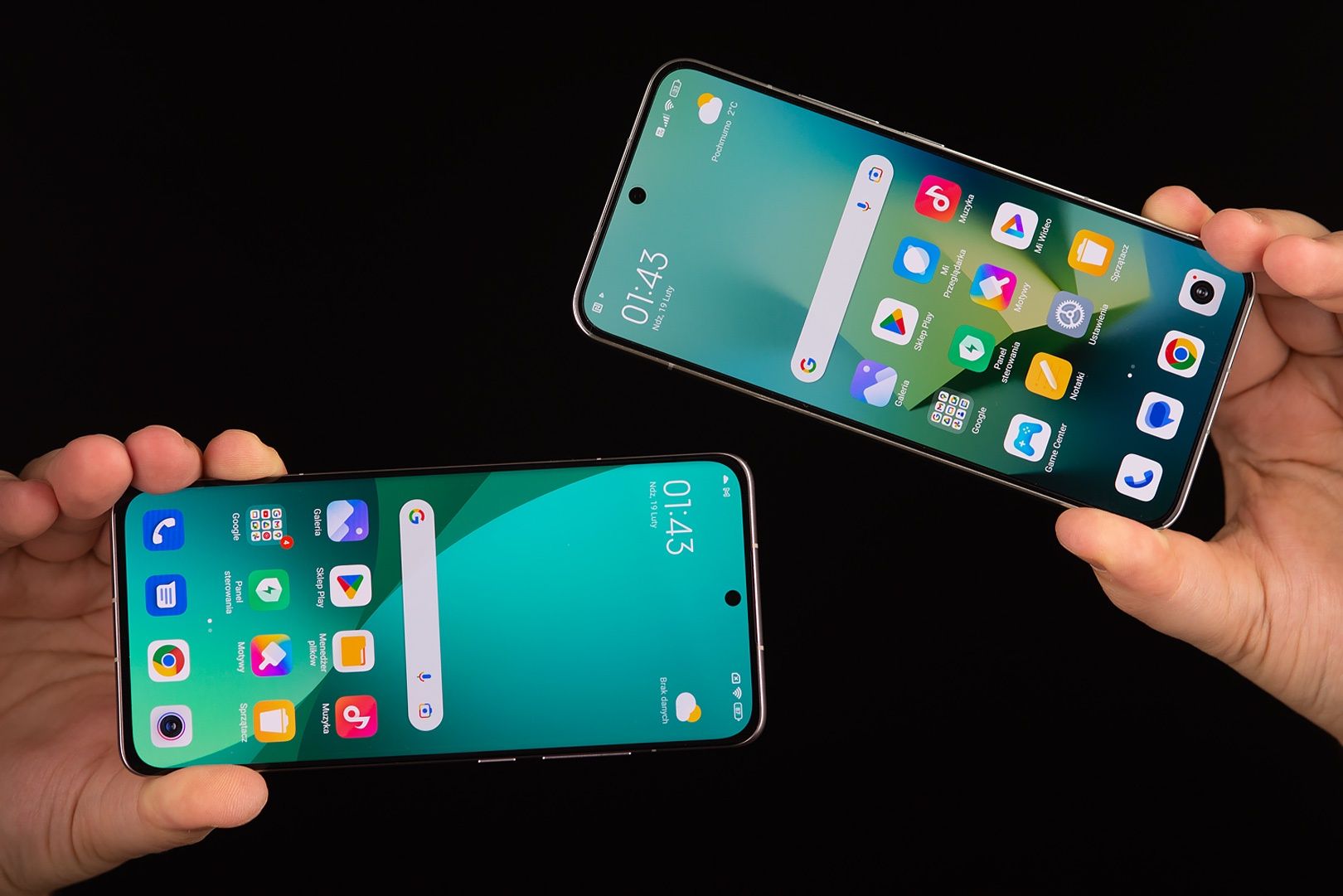 Xiaomi 12 i Xiaomi 13 ekrany