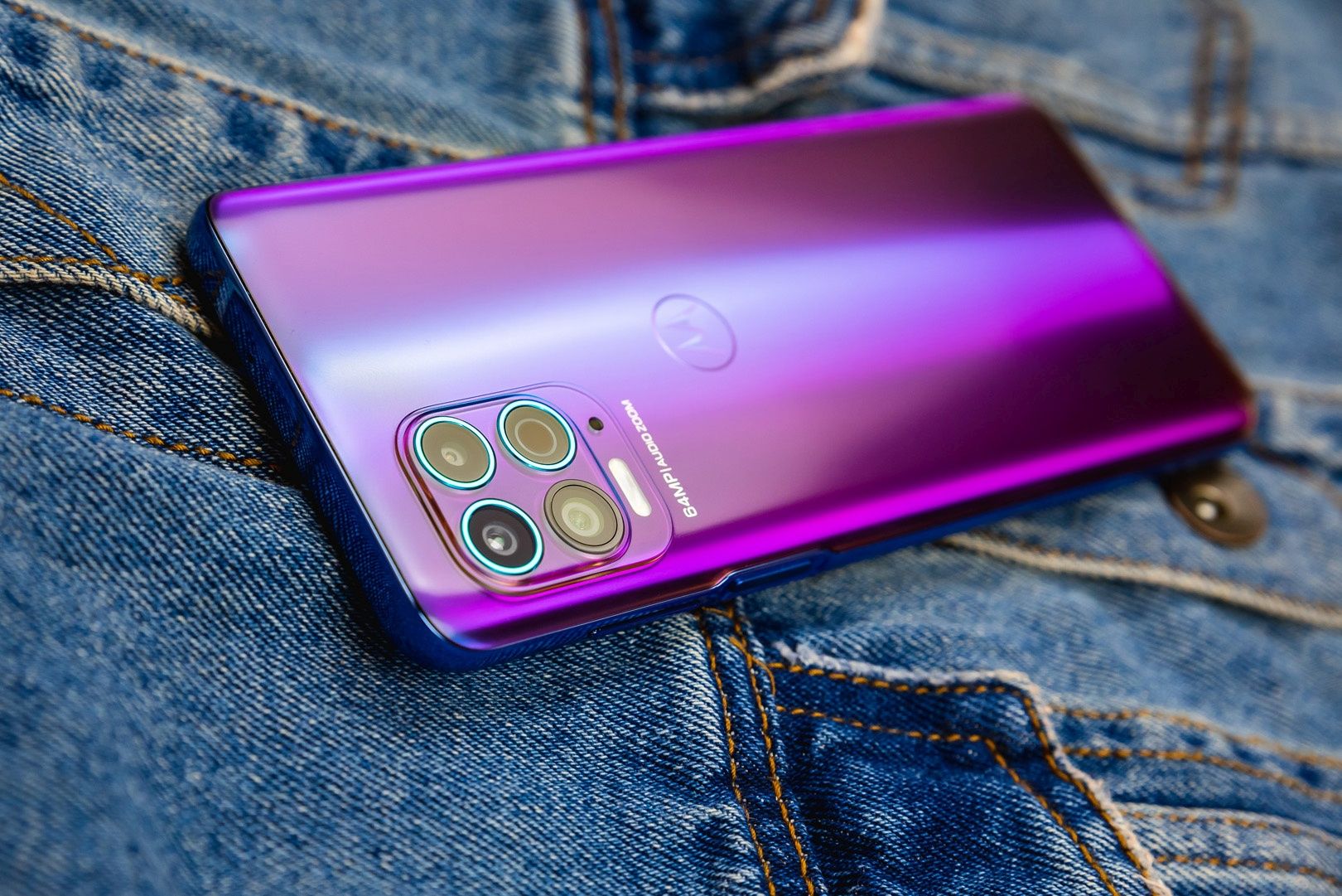 Moto G100
