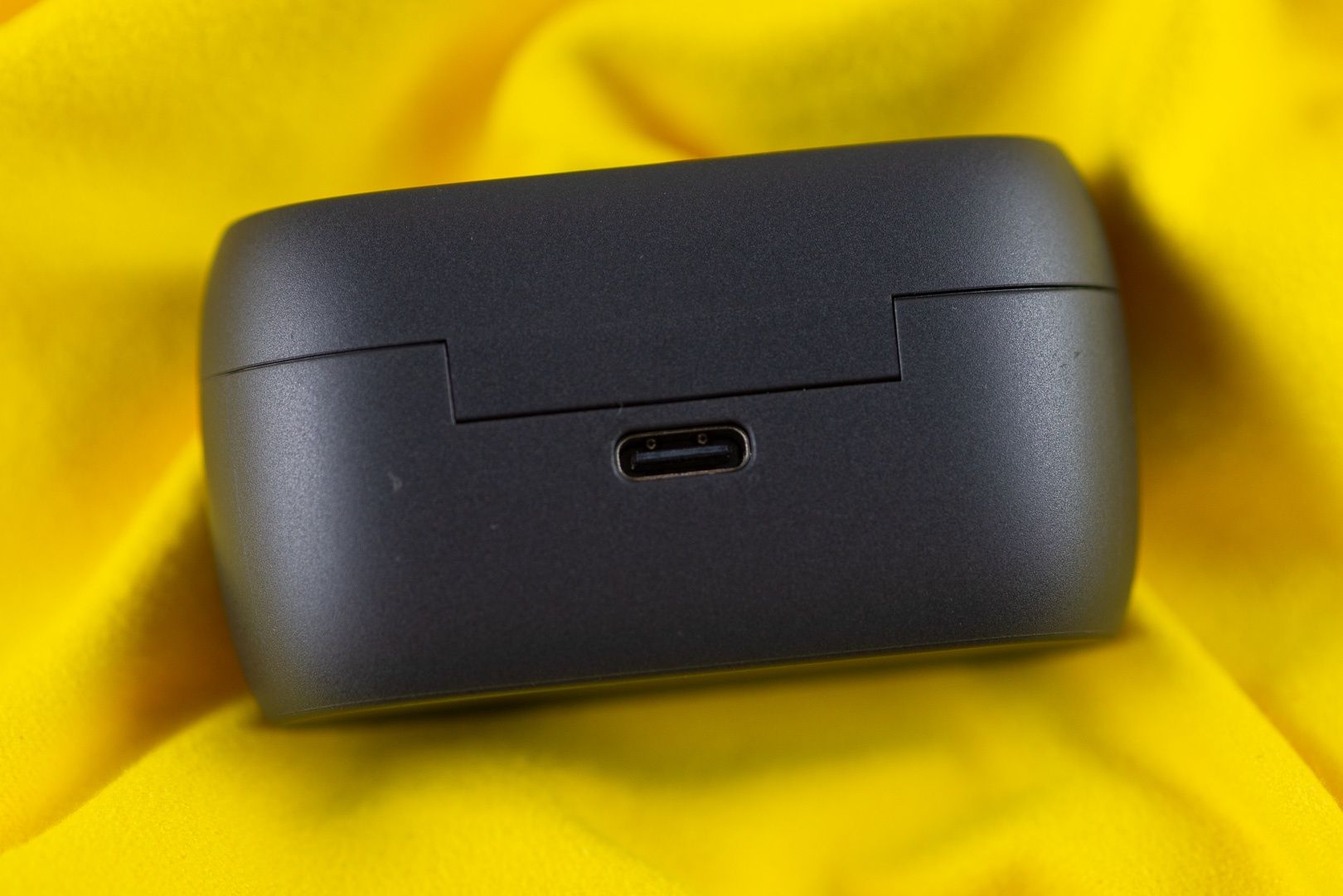 Słuchawki Jabra Elite 3 etui tył
