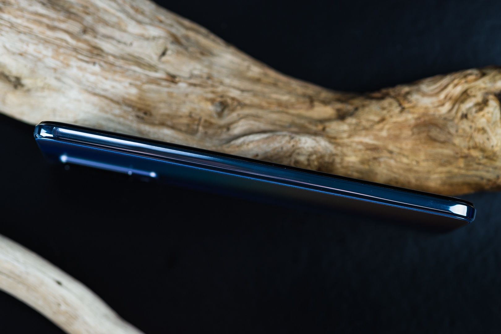vivo V21 5G krawędź