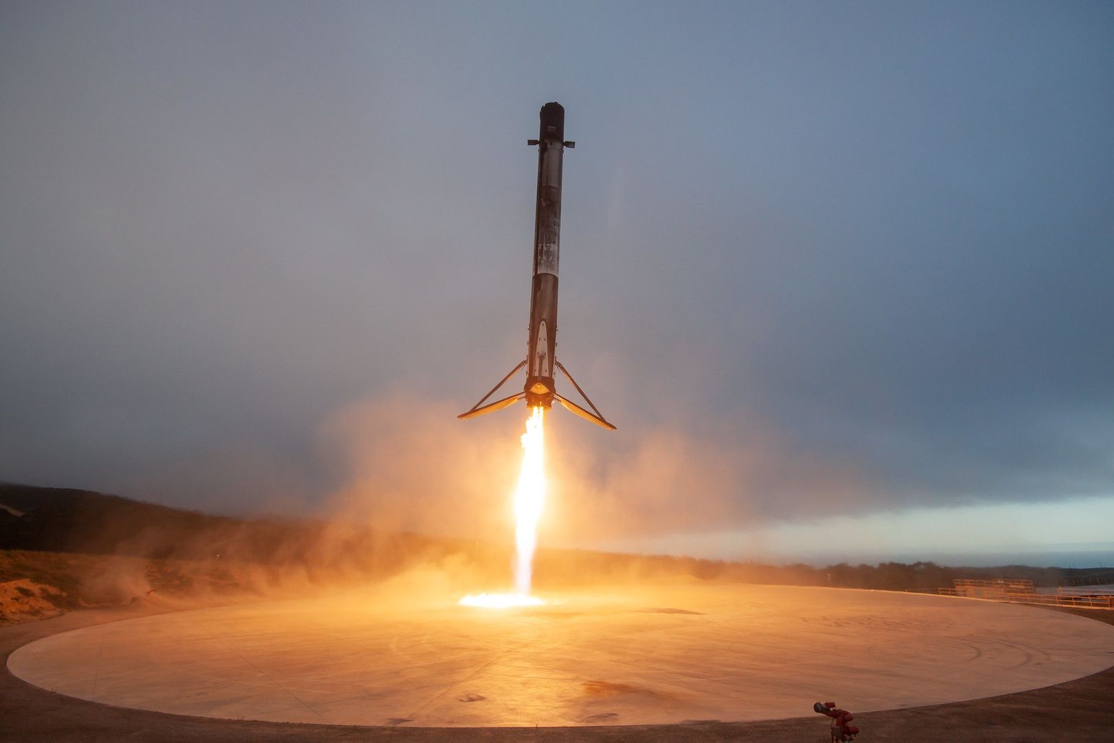 Lądowanie Falcon 9
