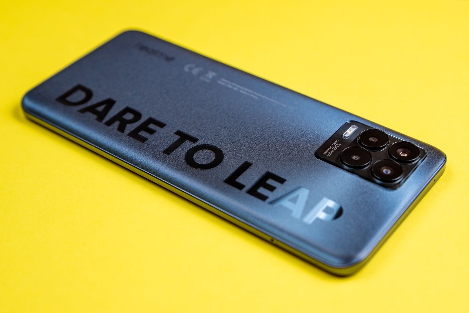 realme 8 pro widok