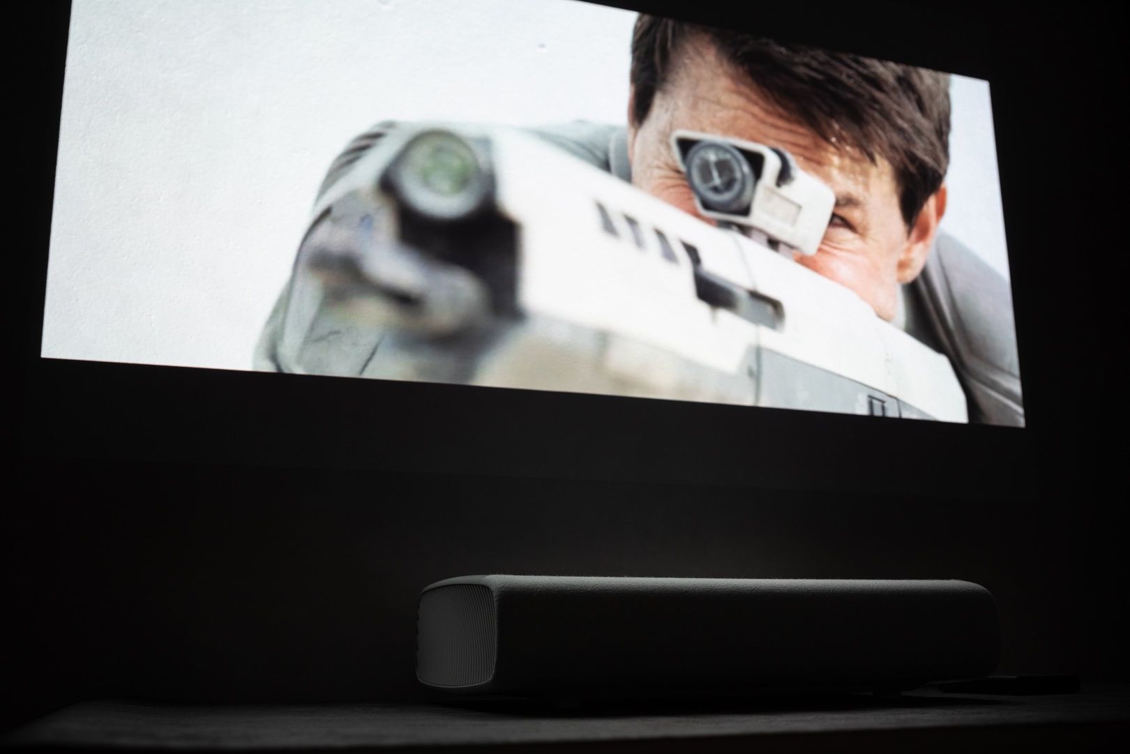 Projektor Samsung The Premiere LSP7T 4K odtwarzanie film jasny